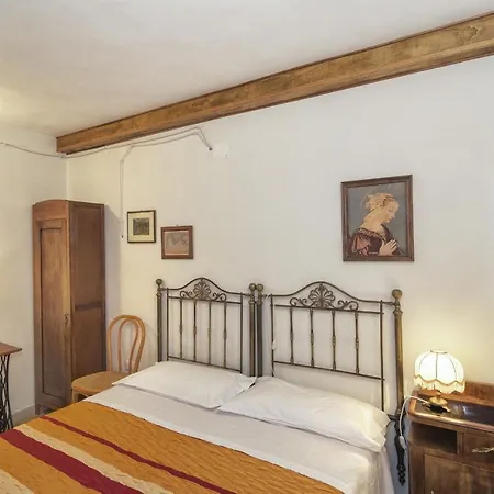 فندق مبيت وإفطار Due Borghi 3*