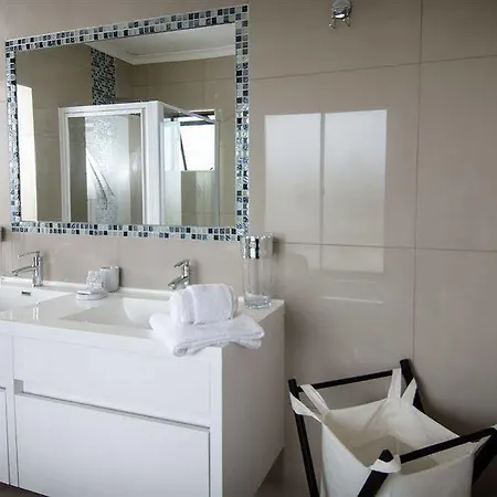 فندق مبيت وإفطار Due Borghi