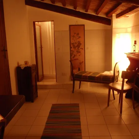 Bed & Breakfast Due Borghi 3*