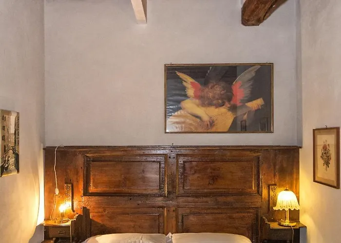 Alojamento de Acomodação e Pequeno-almoço Due Borghi 3*