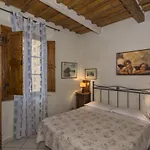Due Borghi فندق مبيت وإفطار 3*