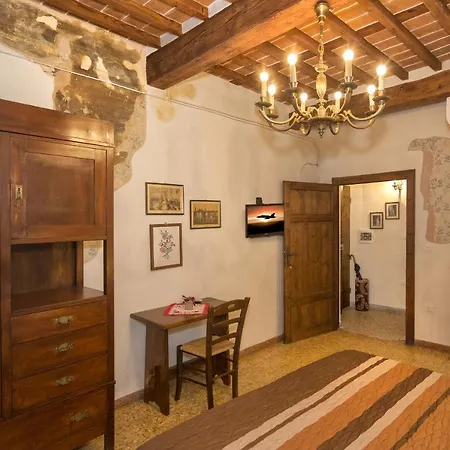 Due Borghi Bed and breakfast Pisa