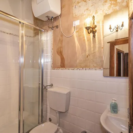 Due Borghi Bed and breakfast Pisa
