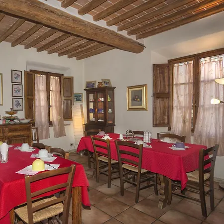 Due Borghi Bed and breakfast 3*